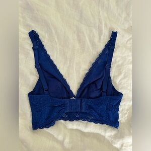 Wacoal Lace Bralette featuring optional Racerback 💙